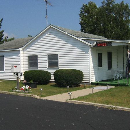 Chapel Hill Motel Brevort 외부 사진