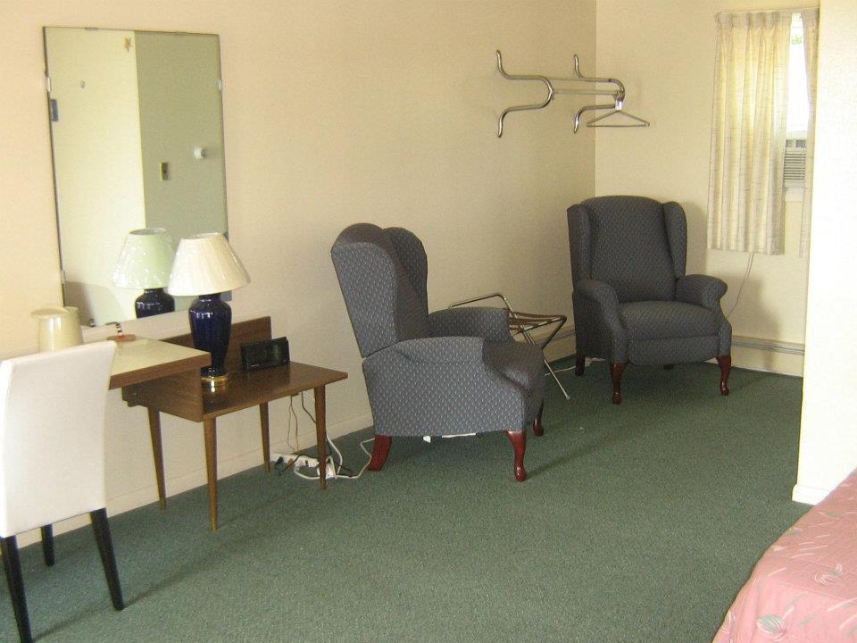 Chapel Hill Motel Brevort 객실 사진